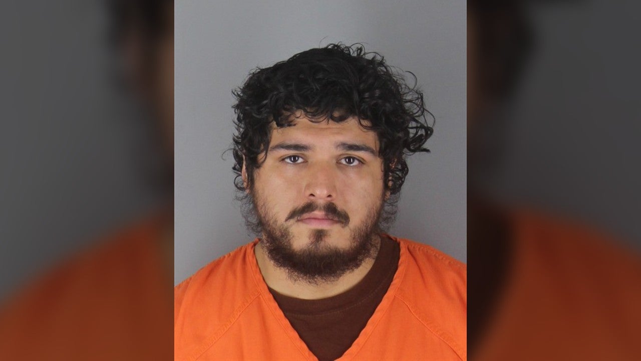 Charges: Bloomington man stabbed roommate while he was asleep, severely injuring him — Rochester Real Estate news
